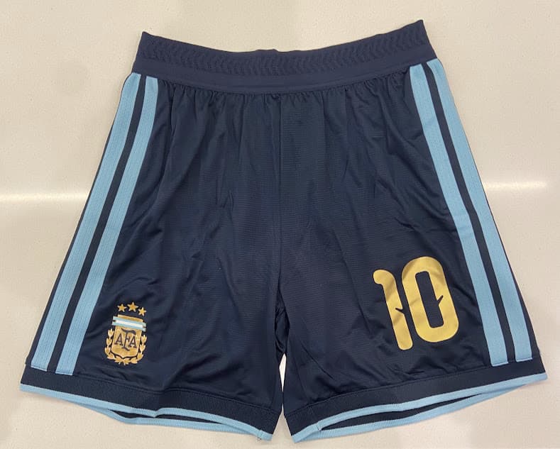 SHORT ARGENTINA AZUL OSCURO - MUNDIAL 2026 - NUMERO 10